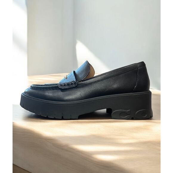 Coach CM587 Ruthie Loafer Shoe Size 10B - Picture 1 of 7